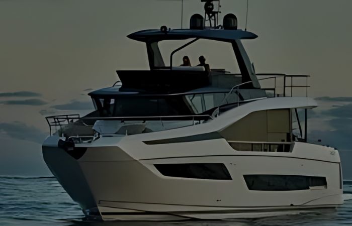 Motor yacht