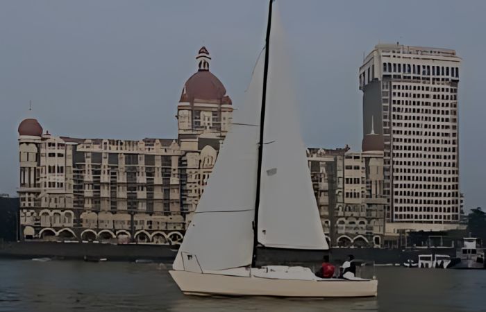 Sailing in mumbai