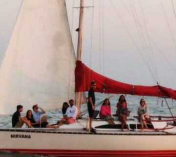 X 372 luxury yacht 360x320