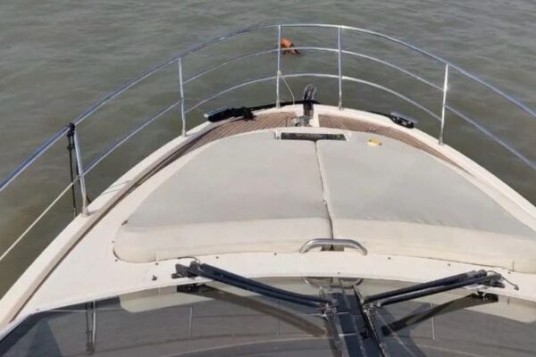 Azimut 3 600x400